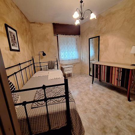 Appartamento Apartamento En Cimadevila, Lobios Esterno foto